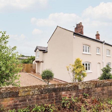 Legh Oaks Farm Villa Нътсфорд Екстериор снимка