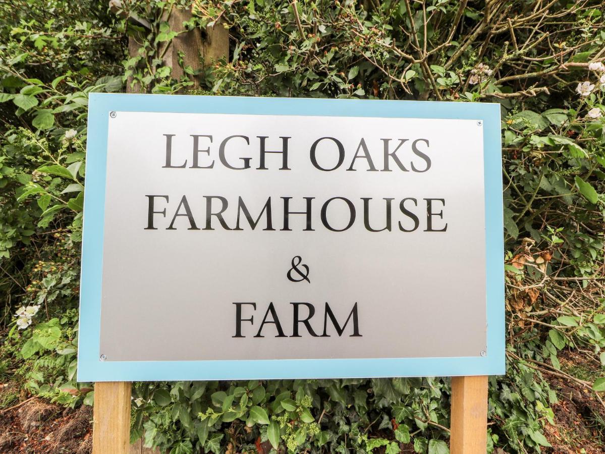 Legh Oaks Farm Villa Нътсфорд Екстериор снимка