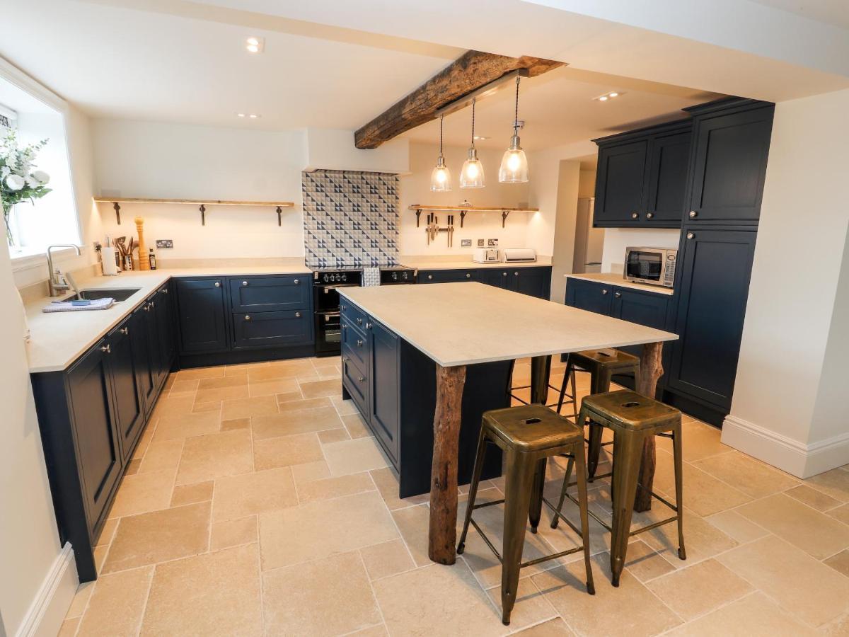 Legh Oaks Farm Villa Нътсфорд Екстериор снимка