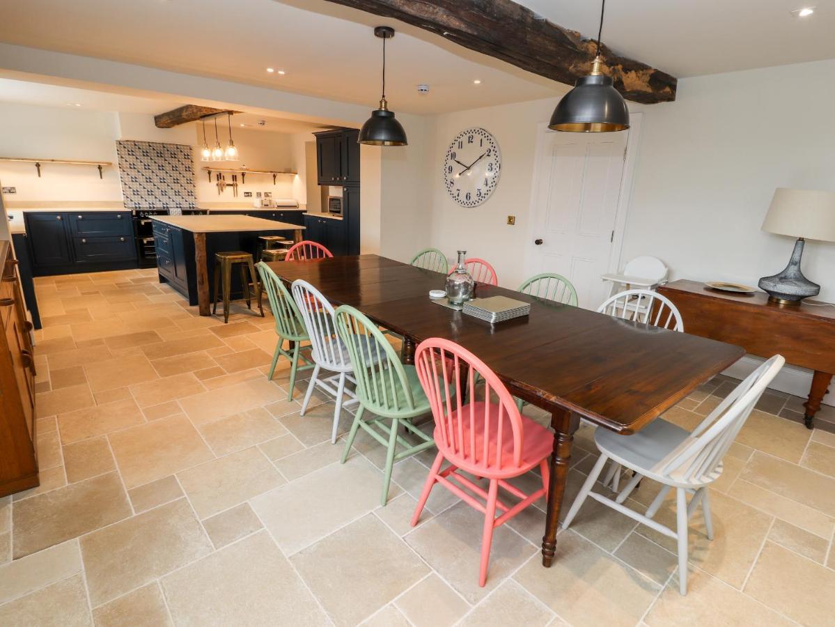 Legh Oaks Farm Villa Нътсфорд Екстериор снимка